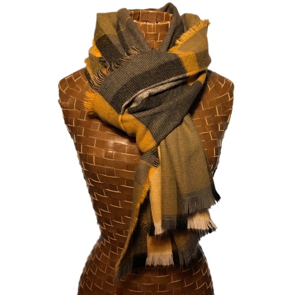 Plaid Blanket Scarf Set Of Two - Picture 2 of 10